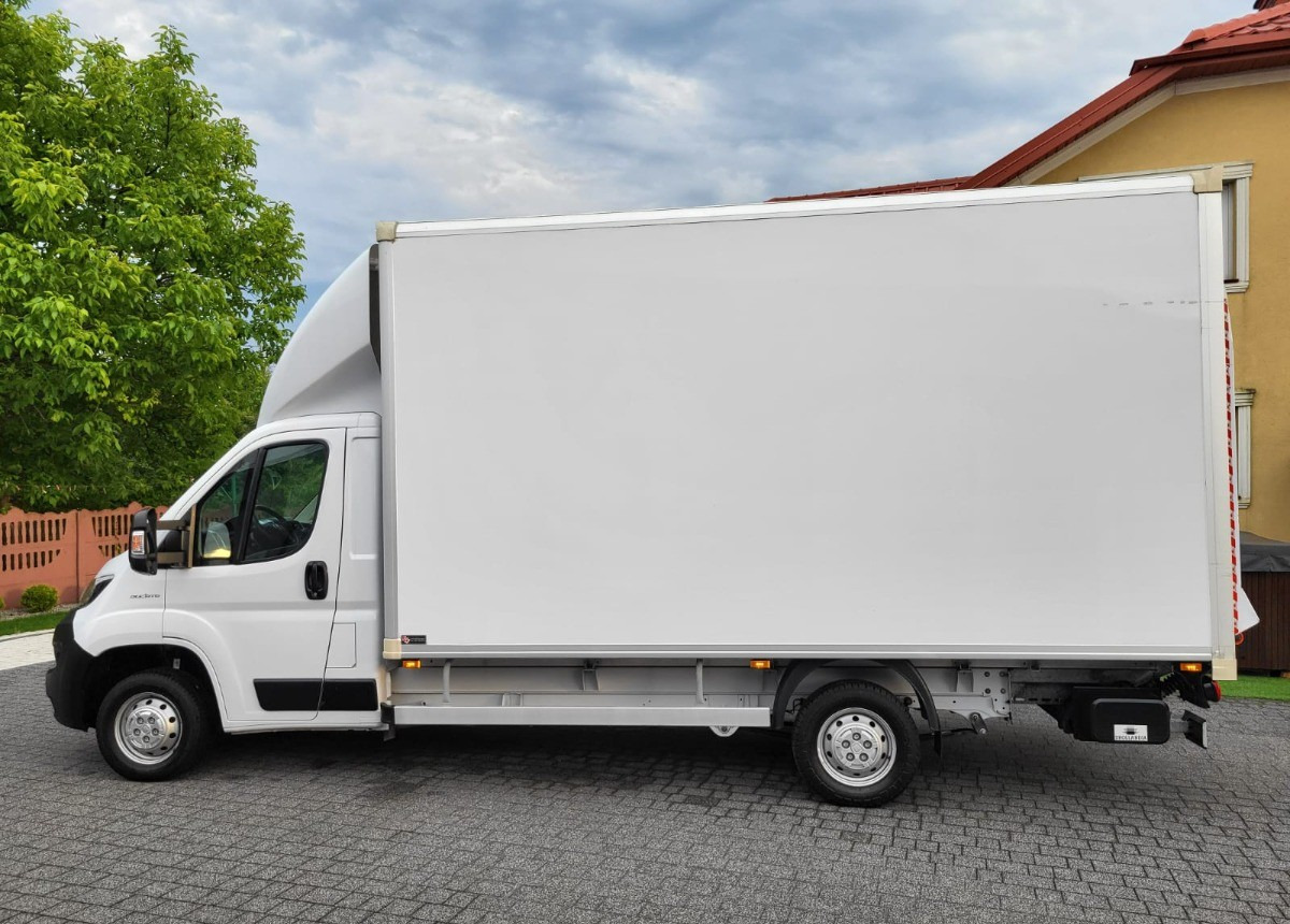 Fiat Ducato Maxi 2.3 150 ps. Kontener Winda - Лекотоварен автомобил фургон: снимка 3 Fiat Ducato Maxi 2.3 150 ps. Kontener Winda - Лекотоварен автомобил фургон: снимка 3
