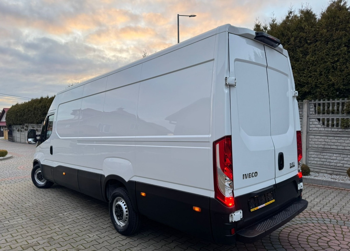 Iveco Maxi 3.0 Himatic 180ps. Iveco 180ps - Товарен бус: снимка 4 Iveco Maxi 3.0 Himatic 180ps. Iveco 180ps - Товарен бус: снимка 4