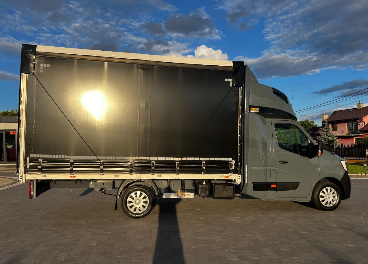 Renault Master 10 europalet Stan Idealny - Брезентов бус: снимка 4 Renault Master 10 europalet Stan Idealny - Брезентов бус: снимка 4