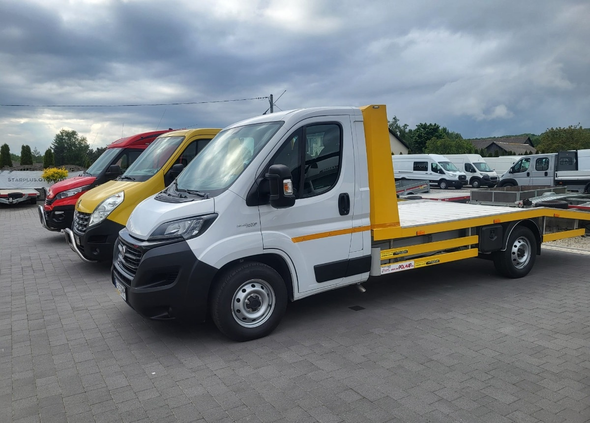 Renault Trafic Ogłoszenie dotyczy wynajmu Auta 9-osobowego - Микробус, Пътнически бус: снимка 2 Renault Trafic Ogłoszenie dotyczy wynajmu Auta 9-osobowego - Микробус, Пътнически бус: снимка 2