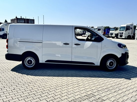 Fiat Scudo M BlueDHi 120 6-Gang - Товарен бус: снимка 5 Fiat Scudo M BlueDHi 120 6-Gang - Товарен бус: снимка 5