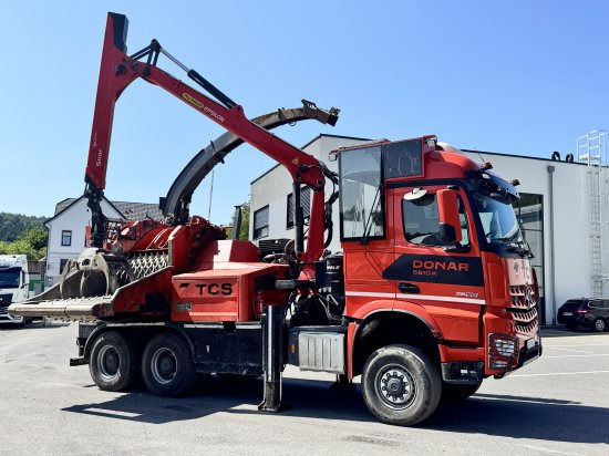 Камион, Дробилка за дървесина Mercedes-Benz ACTROS 6x4 DONAR 5810K ? Hack-LKW / Mobilhacker | TCS Umwelttechnik: снимка 11 Камион, Дробилка за дървесина Mercedes-Benz ACTROS 6x4 DONAR 5810K ? Hack-LKW / Mobilhacker | TCS Umwelttechnik: снимка 11