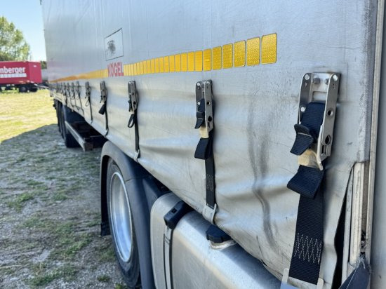 Kögel SN 24-1 - Брезентово полуремарке: снимка 2 Kögel SN 24-1 - Брезентово полуремарке: снимка 2