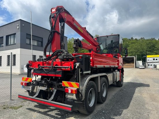 Mercedes-Benz AROCS 3552 963-2F Epsilon M100L86 Kran ? Leistungsstarker Holzladekran mit hoher Reichweite - Камион с кран: снимка 4 Mercedes-Benz AROCS 3552 963-2F Epsilon M100L86 Kran ? Leistungsstarker Holzladekran mit hoher Reichweite - Камион с кран: снимка 4