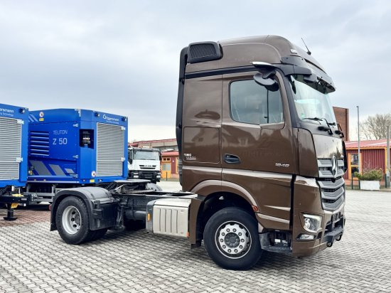 Mercedes-Benz Actros 1848 Gigaspace, Retarder, Standklima Retarder, Mirrow Cam, mehrere Einheiten - Влекач: снимка 2 Mercedes-Benz Actros 1848 Gigaspace, Retarder, Standklima Retarder, Mirrow Cam, mehrere Einheiten - Влекач: снимка 2