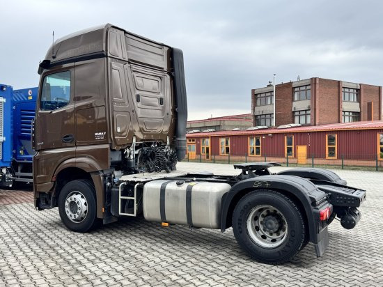 Mercedes-Benz Actros 1848 Gigaspace, Retarder, Standklima Retarder, Mirrow Cam, mehrere Einheiten - Влекач: снимка 4 Mercedes-Benz Actros 1848 Gigaspace, Retarder, Standklima Retarder, Mirrow Cam, mehrere Einheiten - Влекач: снимка 4