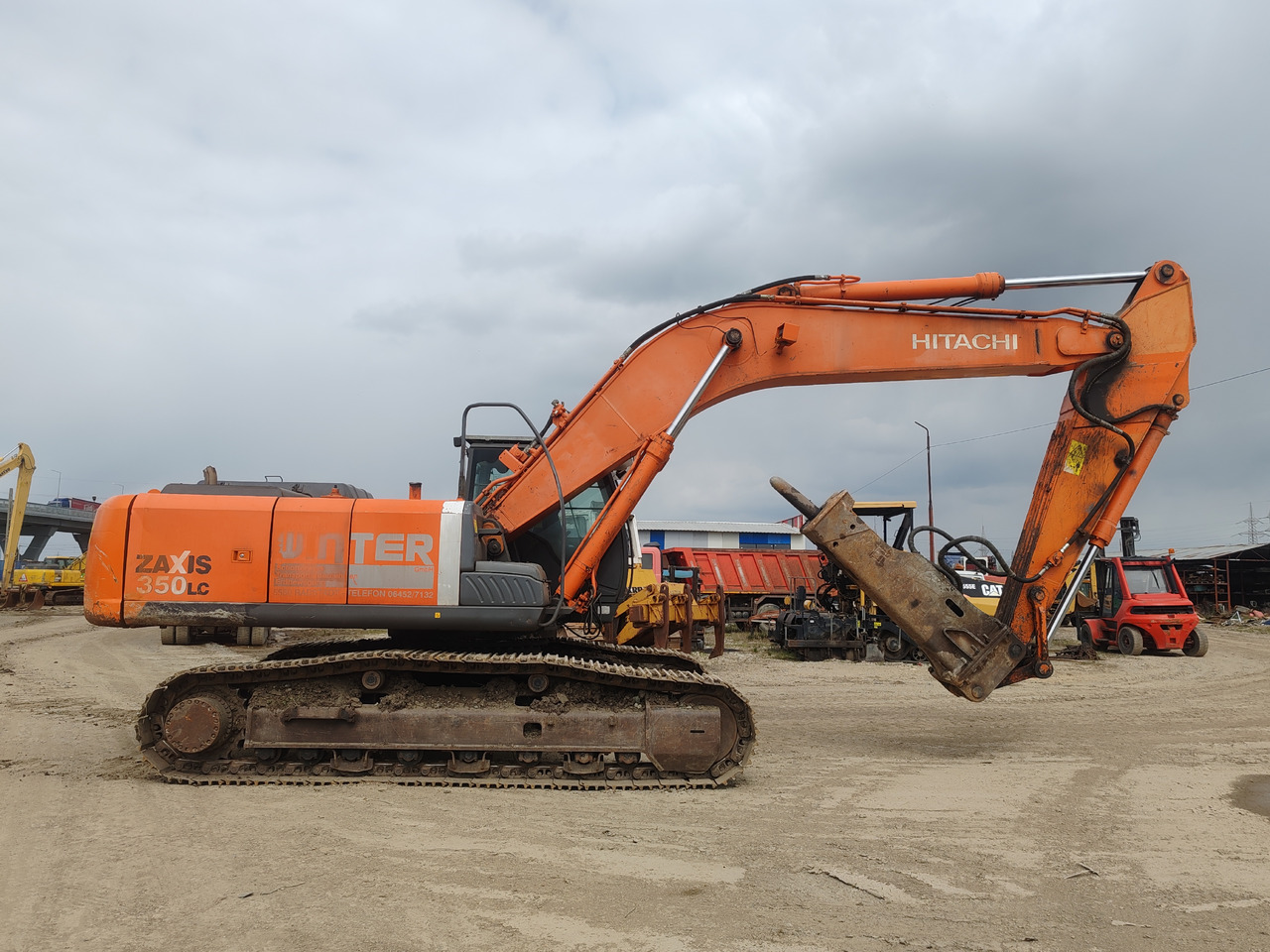 Hitachi ZX350LC-3 - Верижен багер: снимка 3 Hitachi ZX350LC-3 - Верижен багер: снимка 3
