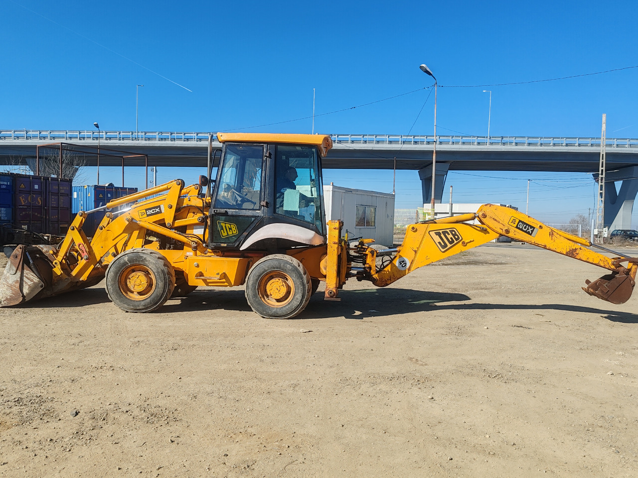 Багер-товарач JCB 2CX AS3E: снимка 7