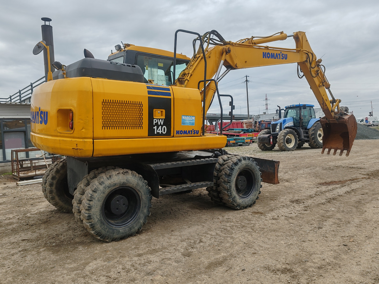 Komatsu PW140-7 - Колесен багер: снимка 3 Komatsu PW140-7 - Колесен багер: снимка 3
