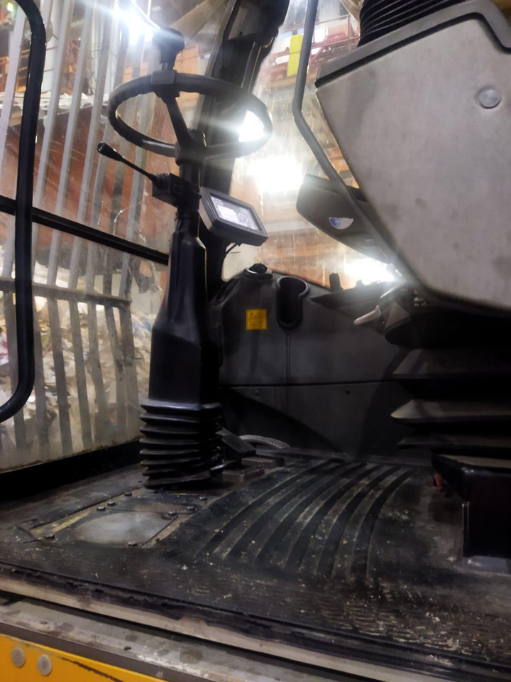 Лизинг на Liebherr LH22 M Litronic Liebherr LH22 M Litronic: снимка 9