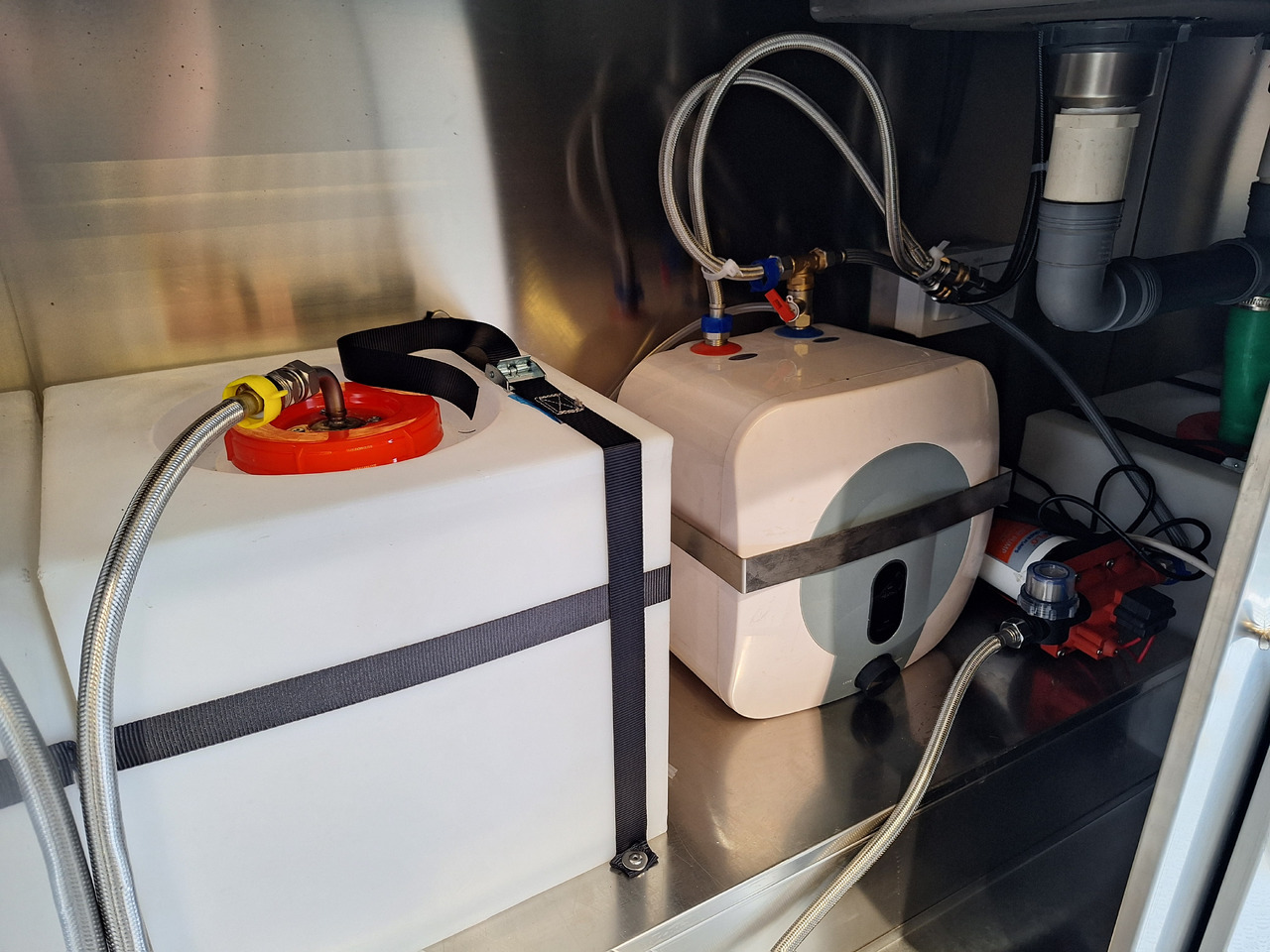 Deli Star EasyGo 280 - EU standards - Търговска каравана: снимка 5 Deli Star EasyGo 280 - EU standards - Търговска каравана: снимка 5