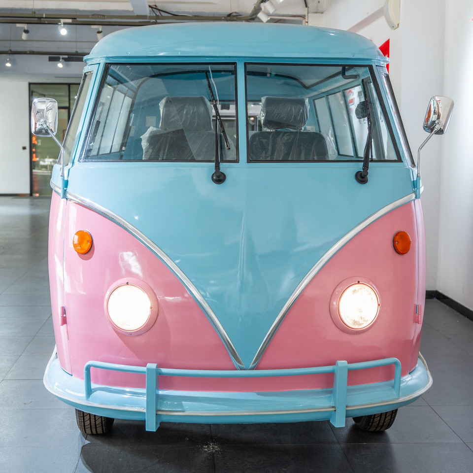 Deli Star Trailer Retro Minivan FR 4300 Electric - Търговска каравана: снимка 3 Deli Star Trailer Retro Minivan FR 4300 Electric - Търговска каравана: снимка 3