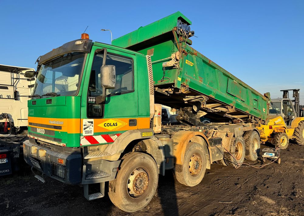 Iveco EuroTrakker - Самосвал камион: снимка 1 Iveco EuroTrakker - Самосвал камион: снимка 1