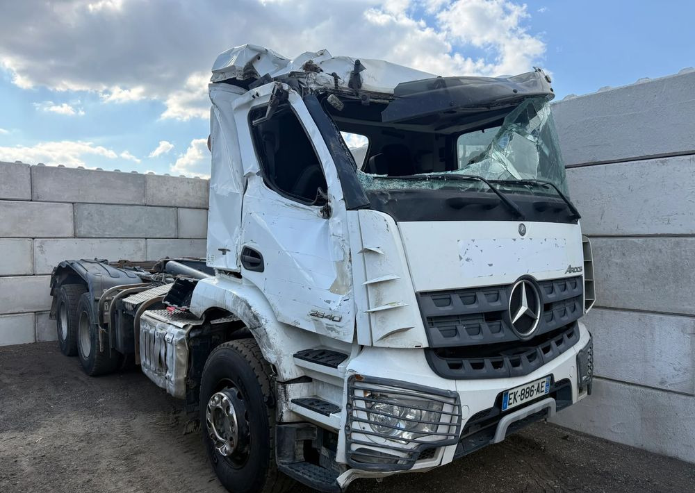 Mercedes-Benz Arocs 2640 - Мултилифт с кука камион: снимка 2 Mercedes-Benz Arocs 2640 - Мултилифт с кука камион: снимка 2