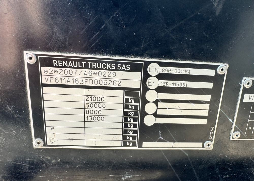 Влекач Renault T460: снимка 9 Влекач Renault T460: снимка 9