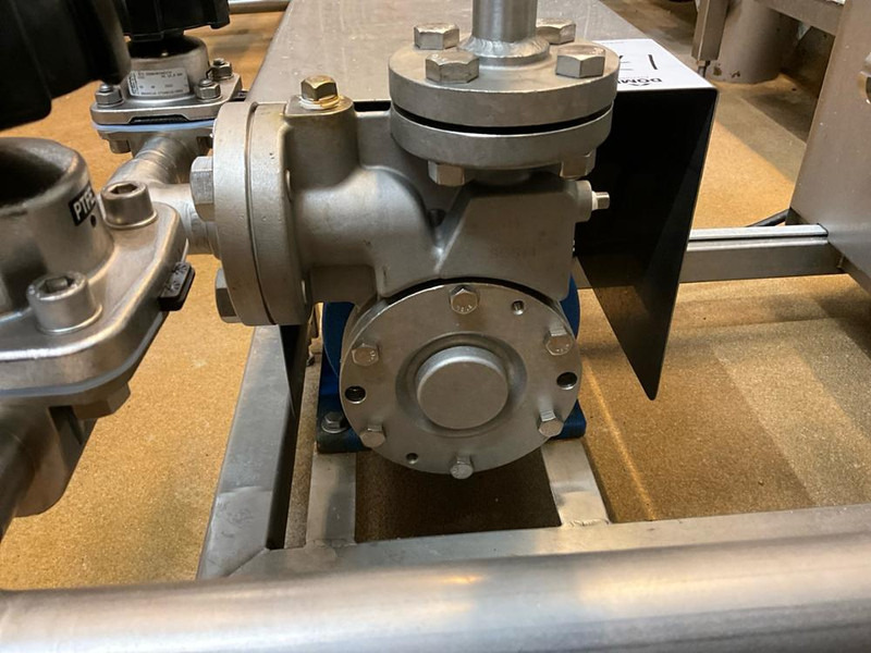 Alfa Romeo Laval - Компресор за въздух: снимка 3 Alfa Romeo Laval - Компресор за въздух: снимка 3