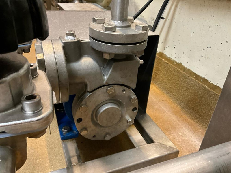 Alfa Romeo Laval - Компресор за въздух: снимка 4 Alfa Romeo Laval - Компресор за въздух: снимка 4