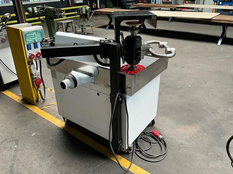Q-FIN TopGrinder - Металообработваща машина: снимка 3 Q-FIN TopGrinder - Металообработваща машина: снимка 3