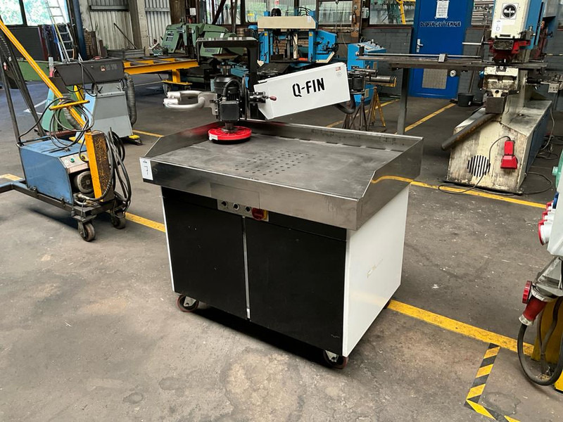Q-FIN TopGrinder - Металообработваща машина: снимка 1 Q-FIN TopGrinder - Металообработваща машина: снимка 1