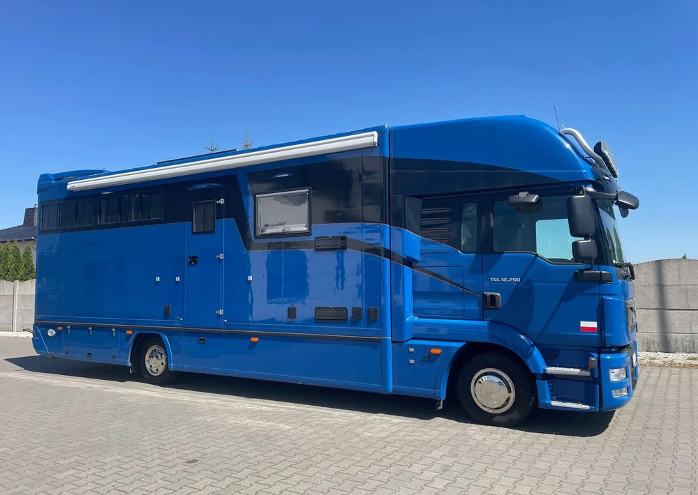 MAN TGL 12.250/ KONIOWÓZ- ROELOFSEN/ 4 KONIE/ - Камион за коне: снимка 3 MAN TGL 12.250/ KONIOWÓZ- ROELOFSEN/ 4 KONIE/ - Камион за коне: снимка 3