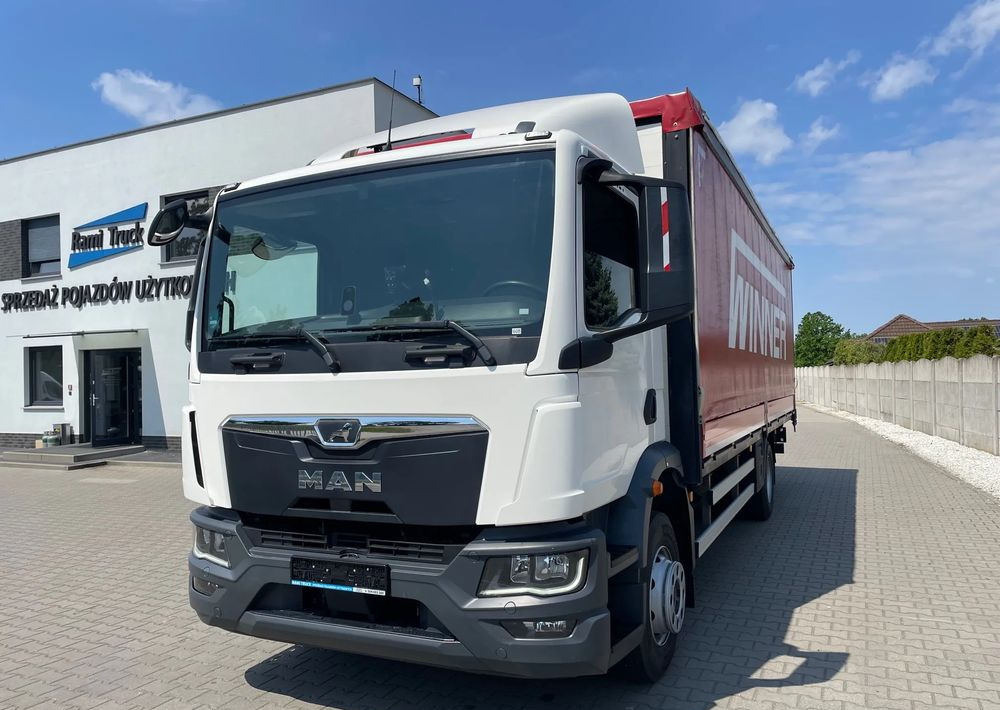 MAN TGM 15.250 Ładowność 8760 kg! - Камион с брезент: снимка 1 MAN TGM 15.250 Ładowność 8760 kg! - Камион с брезент: снимка 1