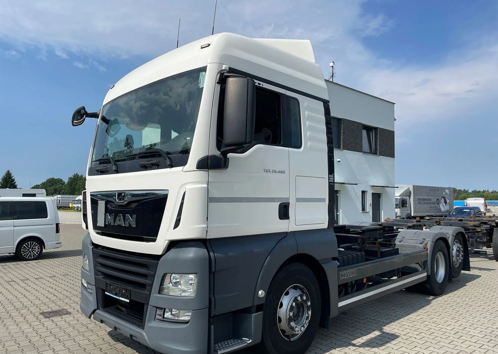 MAN TGX XLX 26.460 BDF - Контейнеровоз/ Сменна каросерия камион: снимка 4 MAN TGX XLX 26.460 BDF - Контейнеровоз/ Сменна каросерия камион: снимка 4