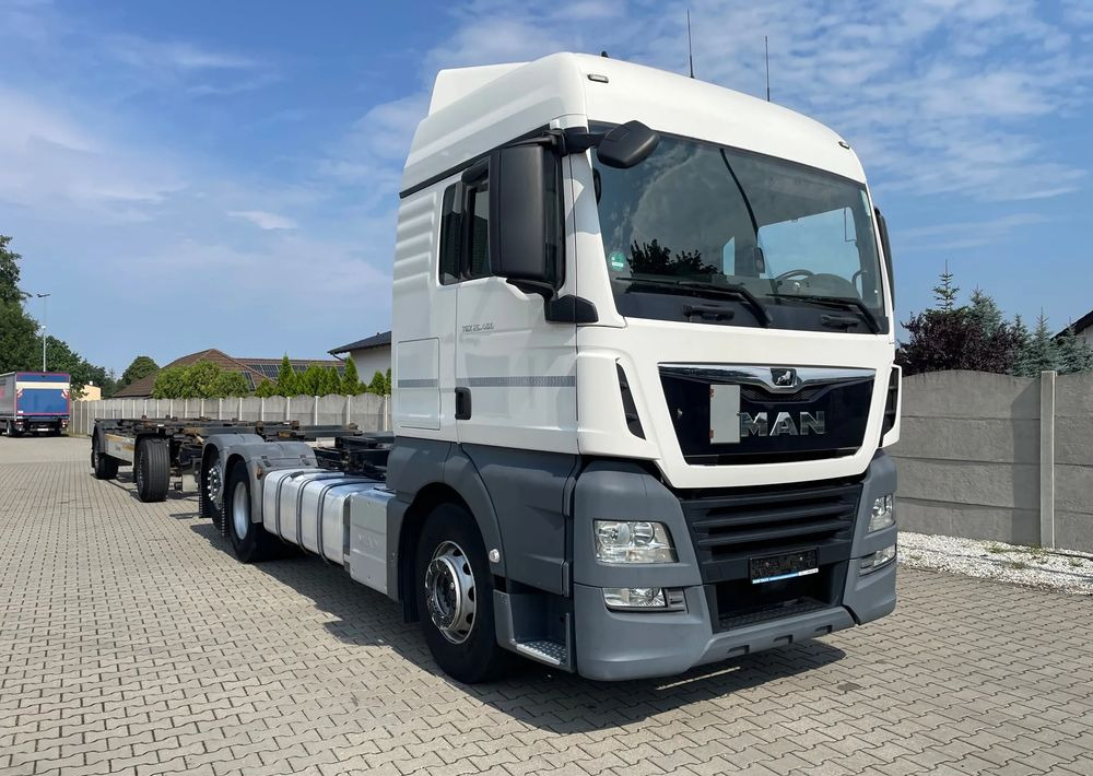MAN TGX XLX 26.460 BDF - Контейнеровоз/ Сменна каросерия камион: снимка 2 MAN TGX XLX 26.460 BDF - Контейнеровоз/ Сменна каросерия камион: снимка 2