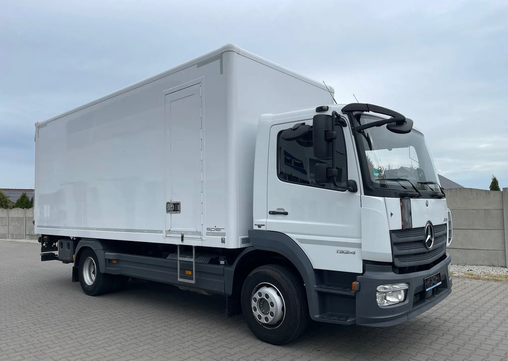 Mercedes-Benz ATEGO 1324, 15 EUROPALET, ŁADOWNOŚĆ 7,5 T - Камион фургон: снимка 3 Mercedes-Benz ATEGO 1324, 15 EUROPALET, ŁADOWNOŚĆ 7,5 T - Камион фургон: снимка 3