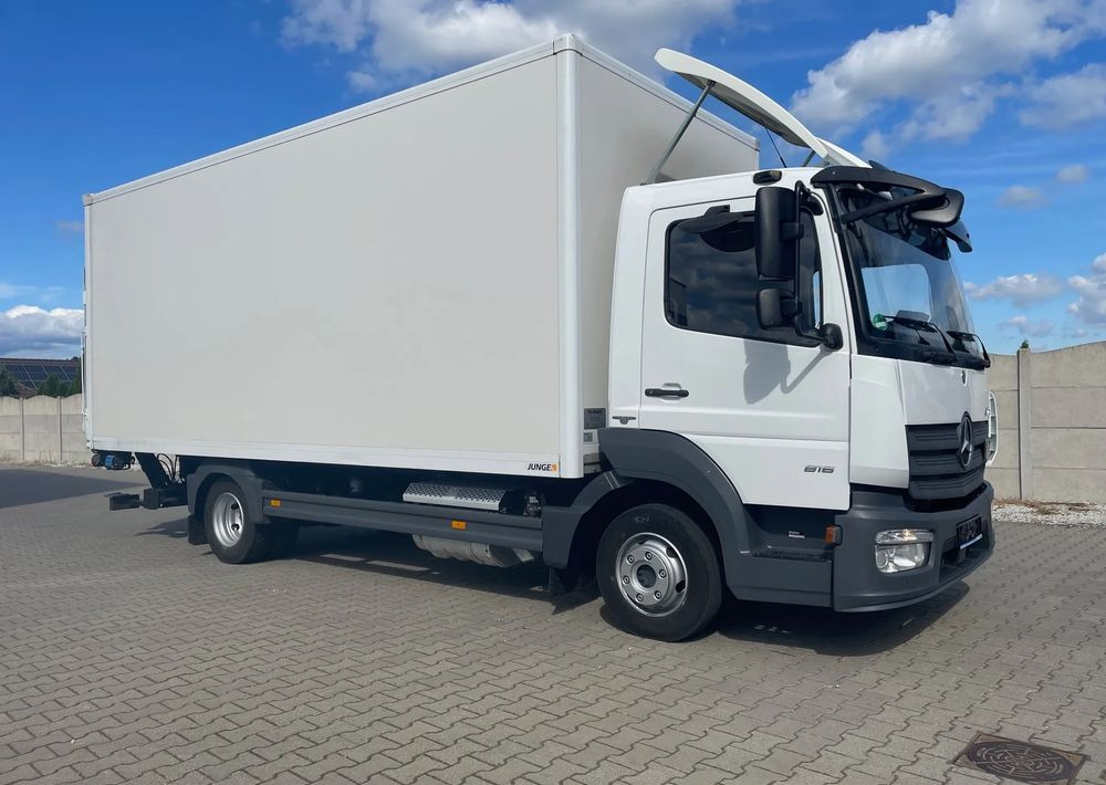 Mercedes-Benz ATEGO 816 ,ładowność 3,1 tony! - Камион фургон: снимка 4 Mercedes-Benz ATEGO 816 ,ładowność 3,1 tony! - Камион фургон: снимка 4