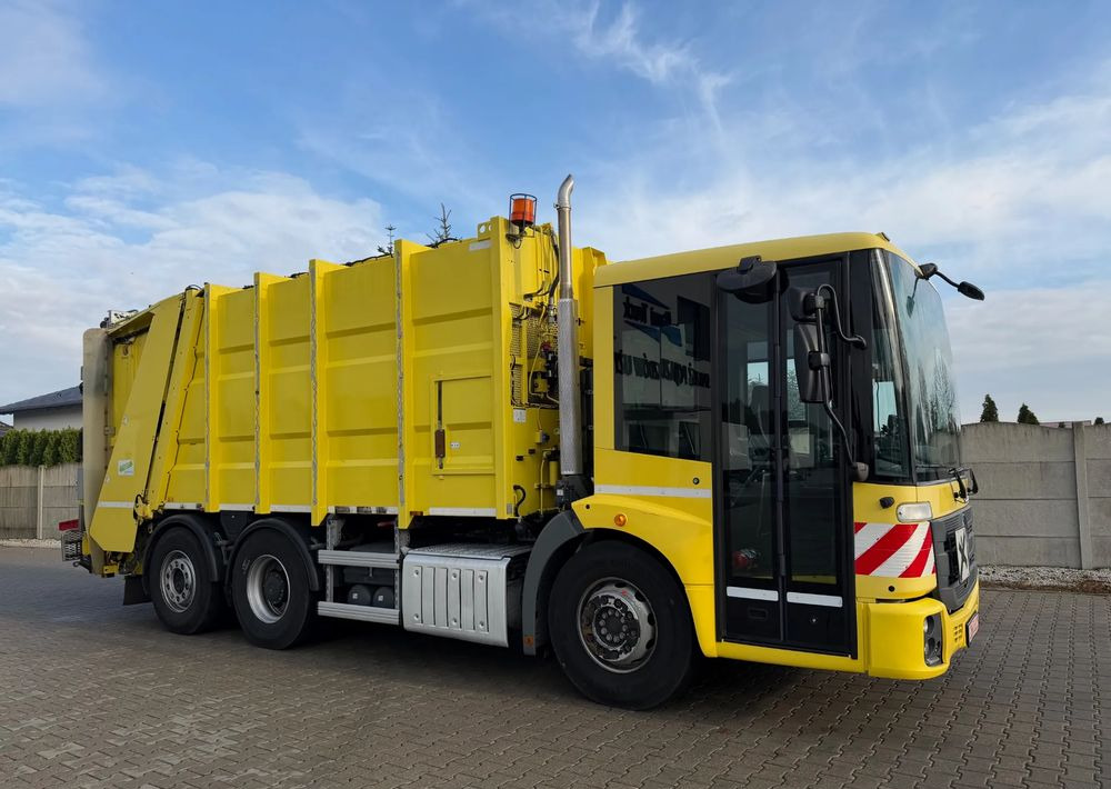 Mercedes-Benz ECONIC 2630, EURO6/ ŚMECIARKA/ ZOELLER/ DELTA - Боклукчийска кола: снимка 3 Mercedes-Benz ECONIC 2630, EURO6/ ŚMECIARKA/ ZOELLER/ DELTA - Боклукчийска кола: снимка 3