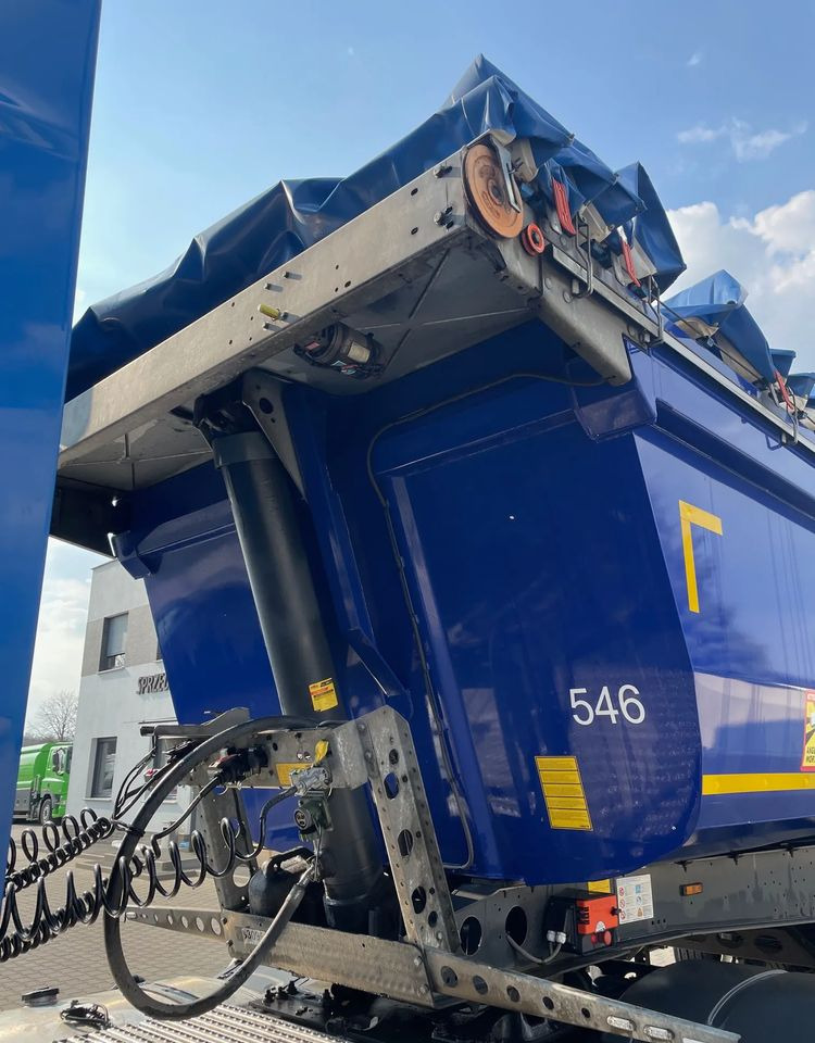 Schmitz Cargobull SCB S3D/ Wywrotka/ 30m3/ Stalówka/ Waga 6770 kg! - Самосвал полуремарке: снимка 4 Schmitz Cargobull SCB S3D/ Wywrotka/ 30m3/ Stalówka/ Waga 6770 kg! - Самосвал полуремарке: снимка 4