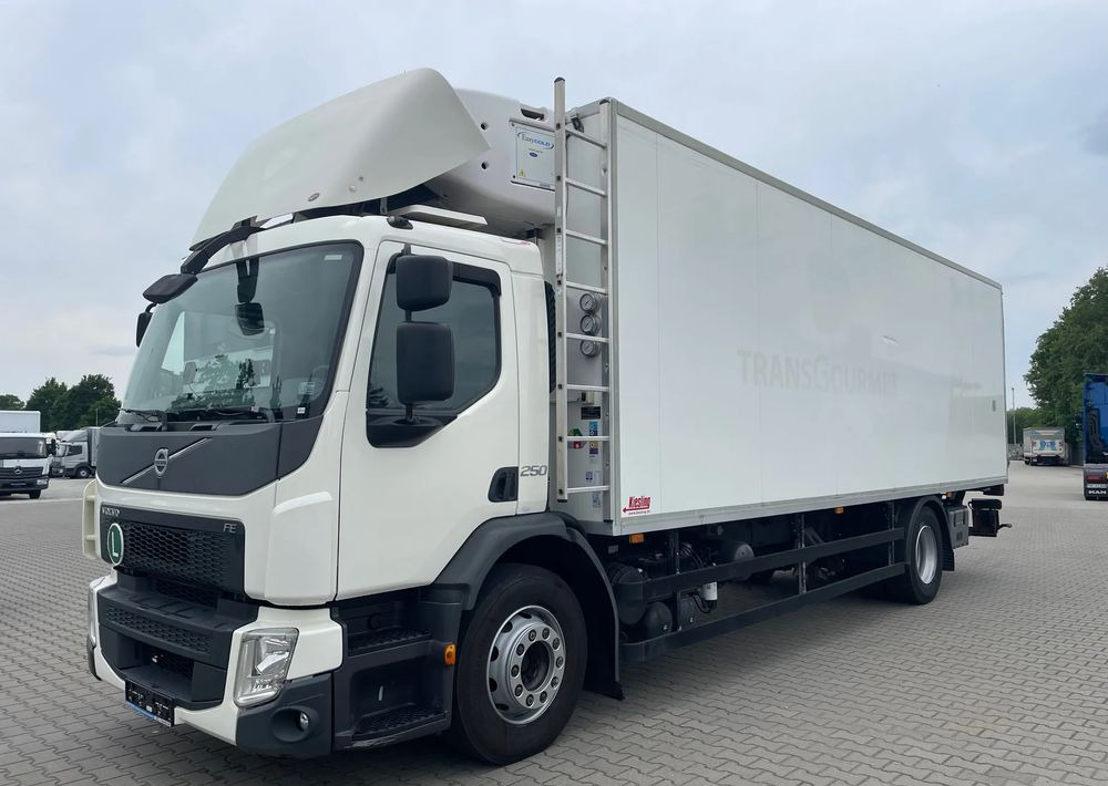 Volvo FE 18.250 Chłodnia! EURO 6! - Рефрижератор камион: снимка 2 Volvo FE 18.250 Chłodnia! EURO 6! - Рефрижератор камион: снимка 2
