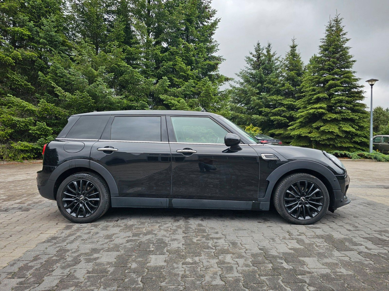MINI Cooper D Clubman Automatik Harman/Kardon - Лек автомобил: снимка 4 MINI Cooper D Clubman Automatik Harman/Kardon - Лек автомобил: снимка 4