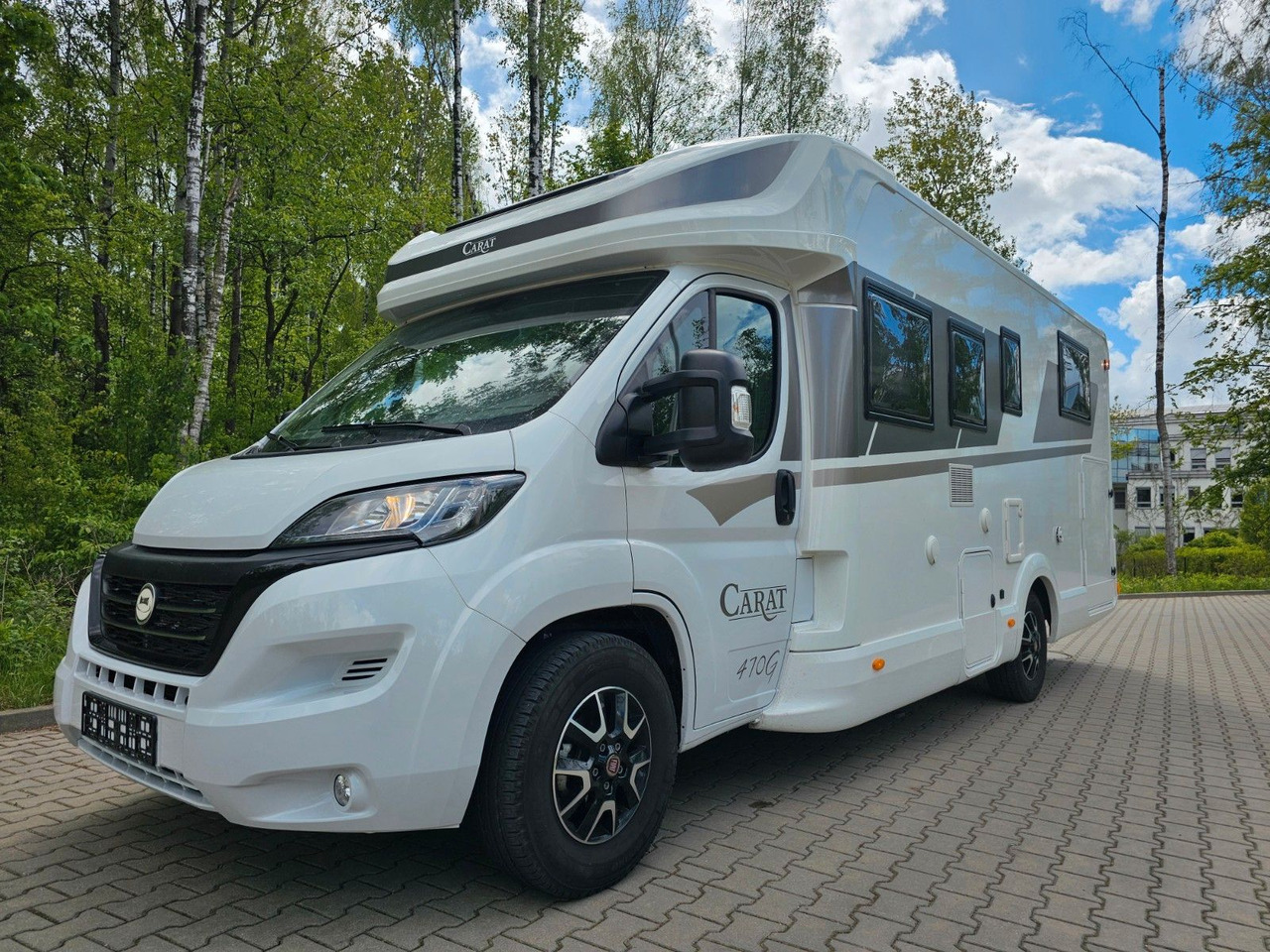 McLouis CARAT 470 4xBett Winter Volausstattung Leder - Полуинтегриран кемпер: снимка 2 McLouis CARAT 470 4xBett Winter Volausstattung Leder - Полуинтегриран кемпер: снимка 2
