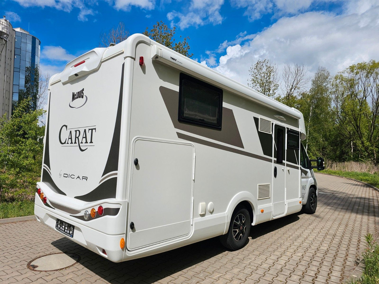 McLouis CARAT 470 4xBett Winter Volausstattung Leder - Полуинтегриран кемпер: снимка 4 McLouis CARAT 470 4xBett Winter Volausstattung Leder - Полуинтегриран кемпер: снимка 4