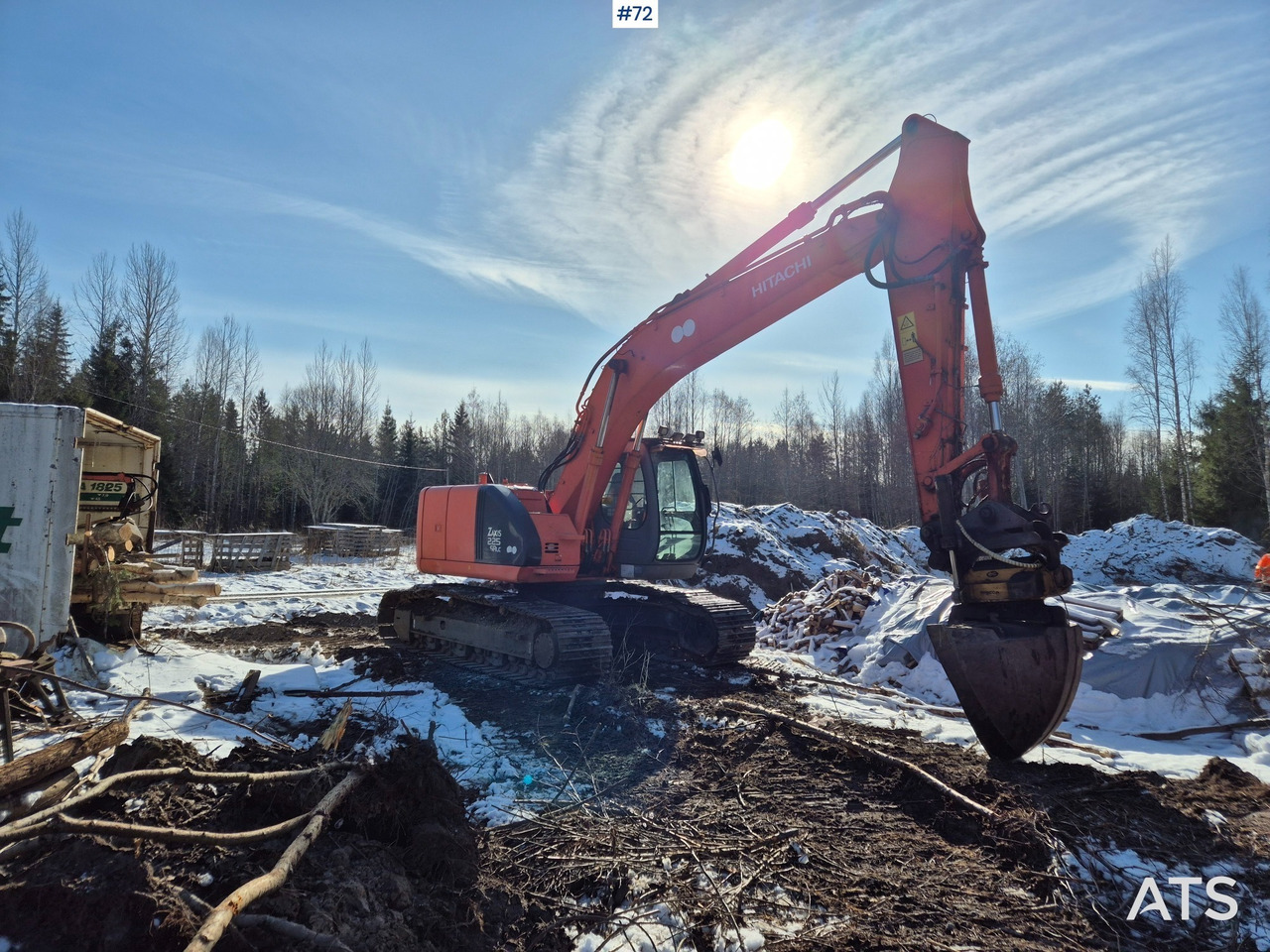 2005 Hitachi Zaxis 225USR LC - Верижен багер: снимка 3 2005 Hitachi Zaxis 225USR LC - Верижен багер: снимка 3