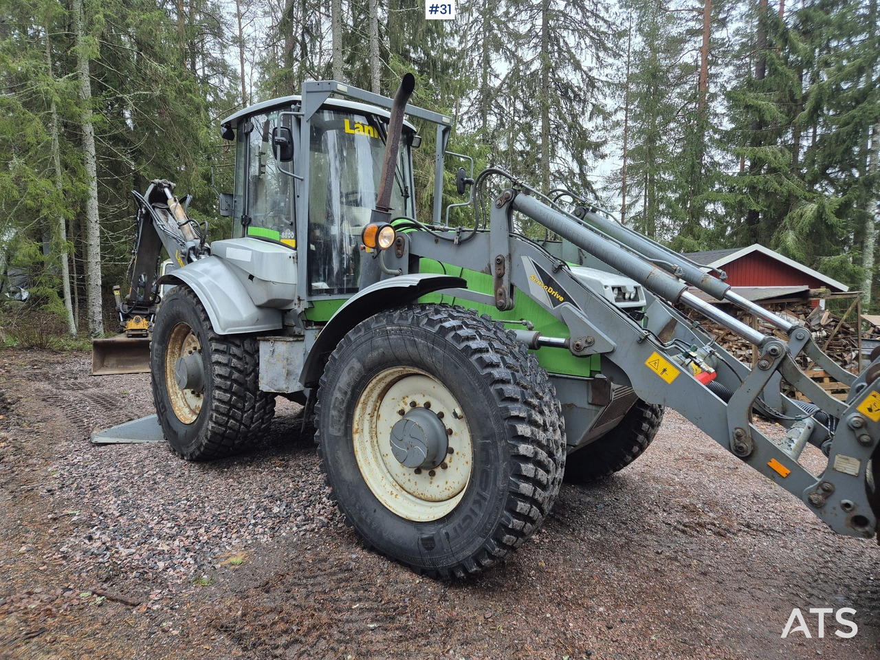 Lännen 8800E Kaivurikuormaaja - Багер-товарач: снимка 2 Lännen 8800E Kaivurikuormaaja - Багер-товарач: снимка 2
