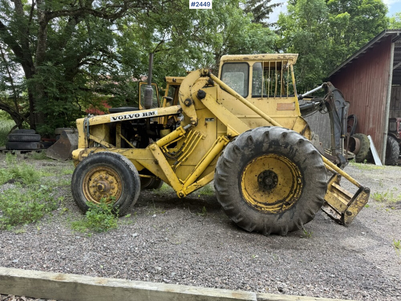 Backhoe loader Volvo BM LM 218 Repair item - Трактор: снимка 2 Backhoe loader Volvo BM LM 218 Repair item - Трактор: снимка 2