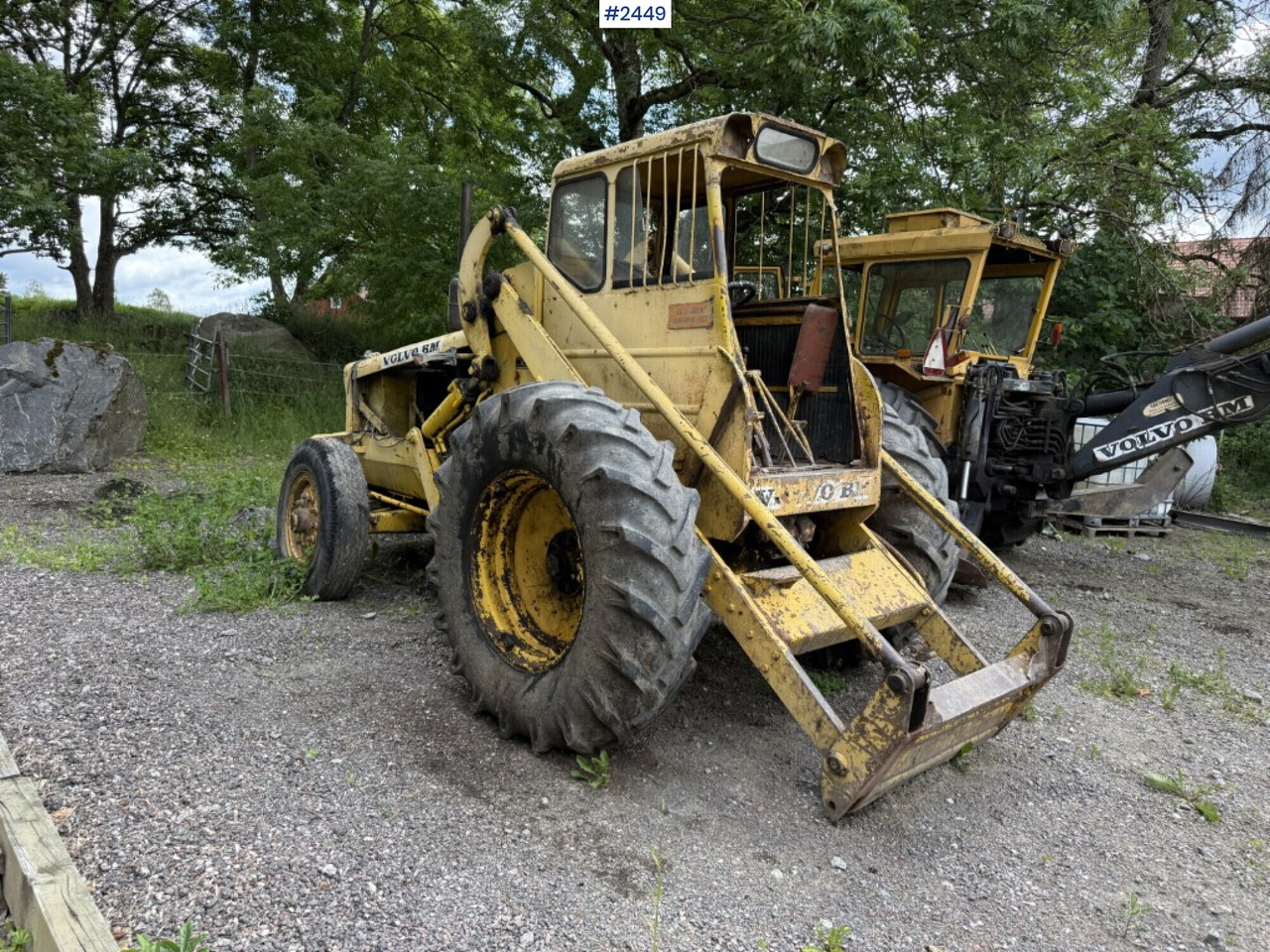 Backhoe loader Volvo BM LM 218 Repair item - Трактор: снимка 1 Backhoe loader Volvo BM LM 218 Repair item - Трактор: снимка 1