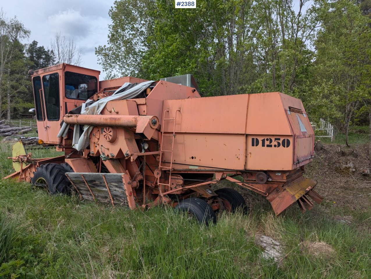 Combine harvester Dronningborg D1250 - Зърнокомбайн: снимка 4 Combine harvester Dronningborg D1250 - Зърнокомбайн: снимка 4