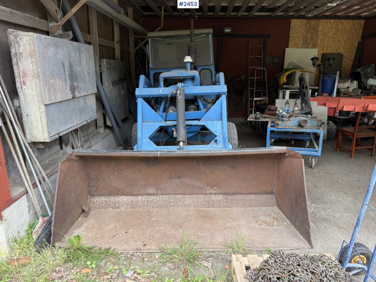 Трактор Ford Super Major 5000 with front loader Rep. object: снимка 6