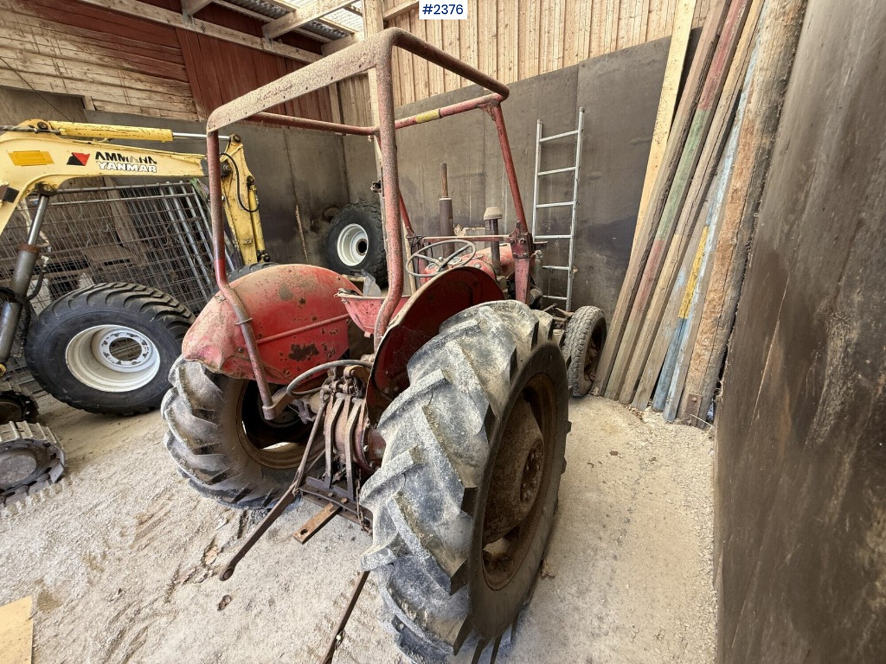 Massey Ferguson Special 35X - Трактор: снимка 5 Massey Ferguson Special 35X - Трактор: снимка 5