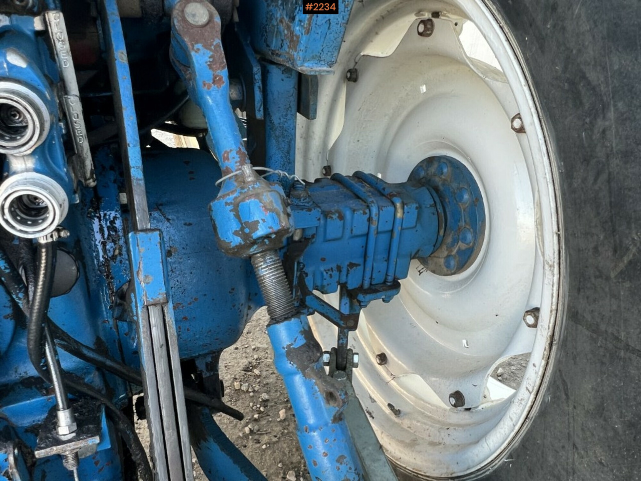 Трактор Tractor- Ford 6610: снимка 16