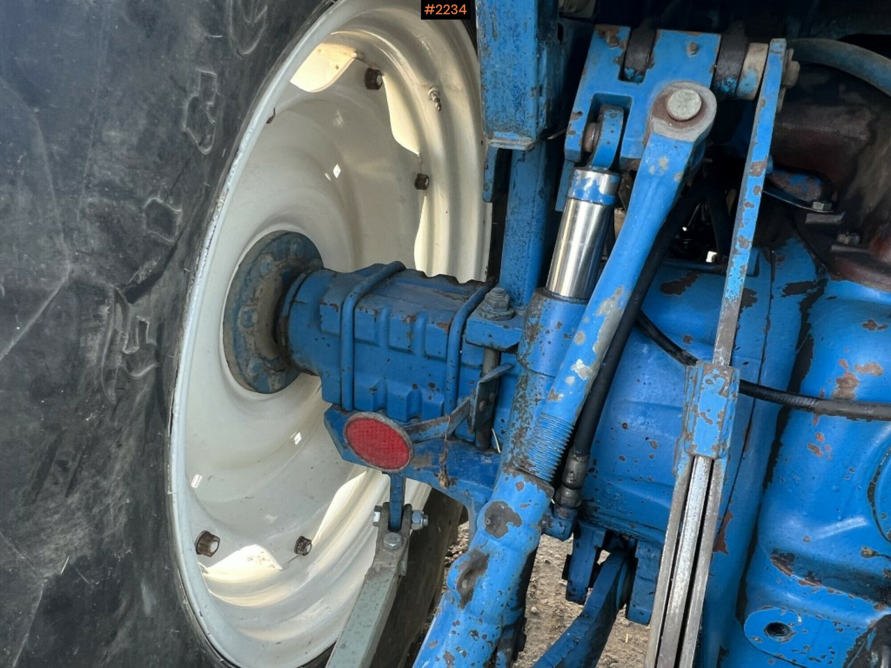 Трактор Tractor- Ford 6610: снимка 15