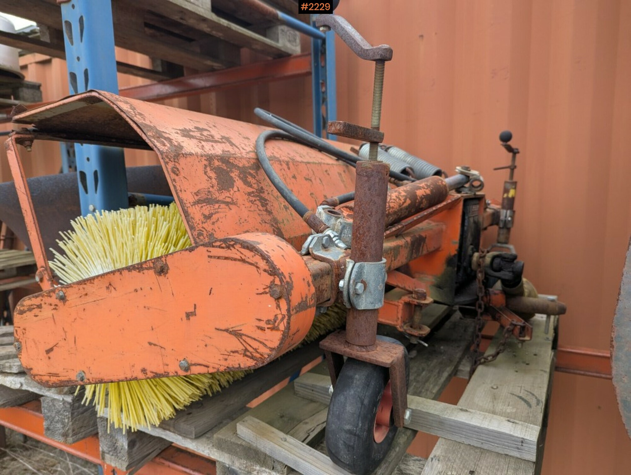 Tractor Holder P60 with multiple implements - Трактор: снимка 4 Tractor Holder P60 with multiple implements - Трактор: снимка 4
