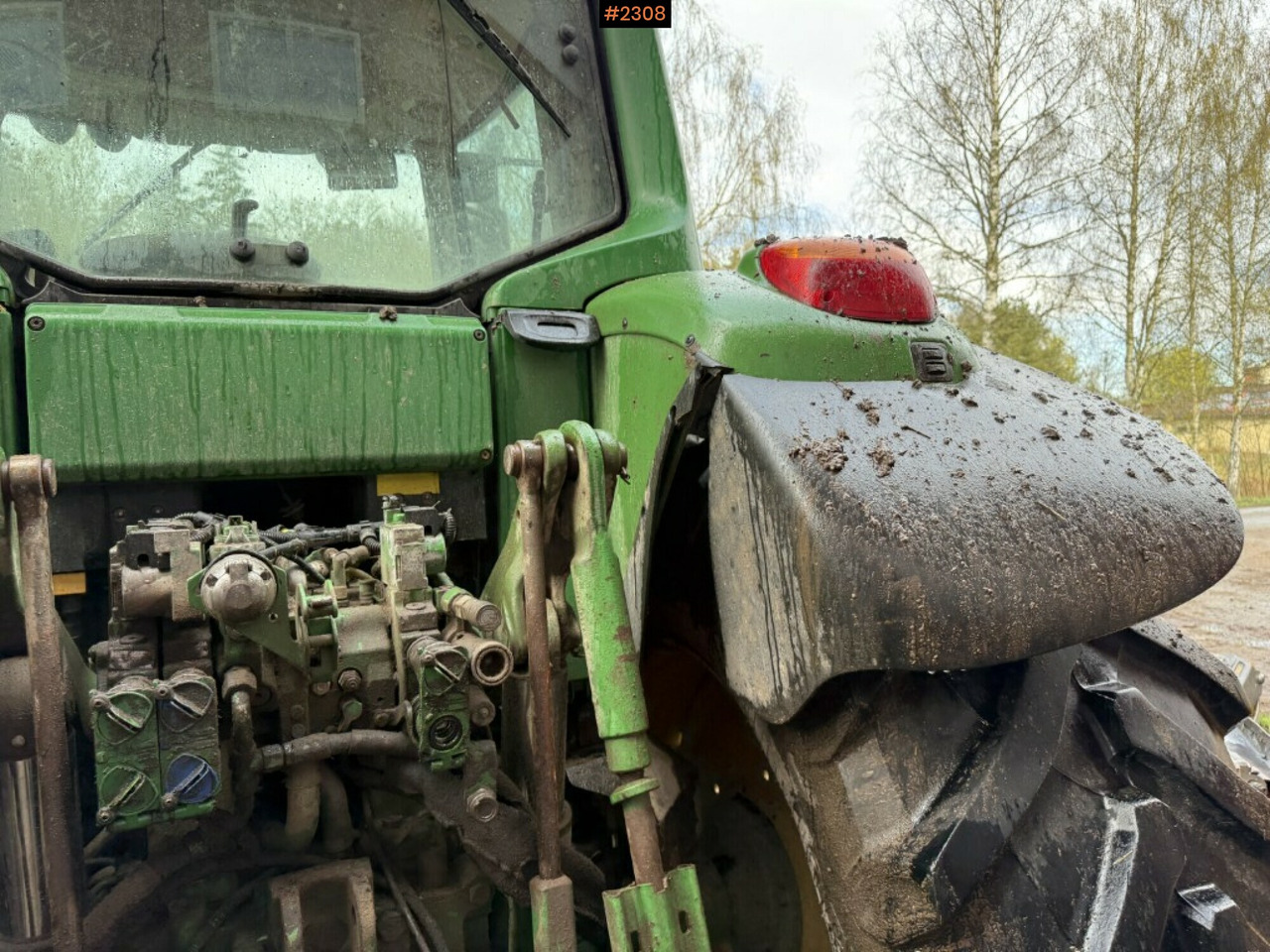 Трактор tractor John Deere 6930 Premium with front loader (see video): снимка 17