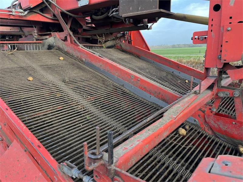 Картофокомбайн За превоз на хранителни стоки Grimme GV 3000: снимка 10