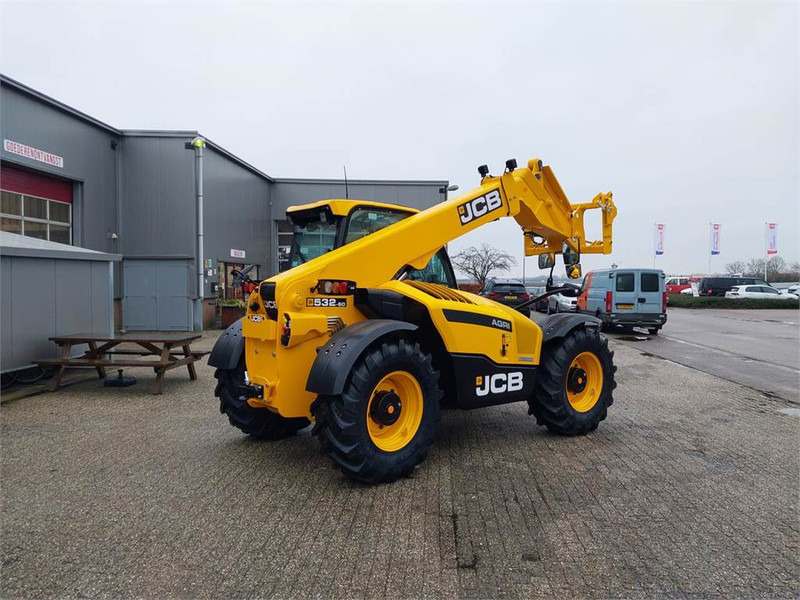 JCB 532-60 AGRI - Телескопичен товарач: снимка 3 JCB 532-60 AGRI - Телескопичен товарач: снимка 3
