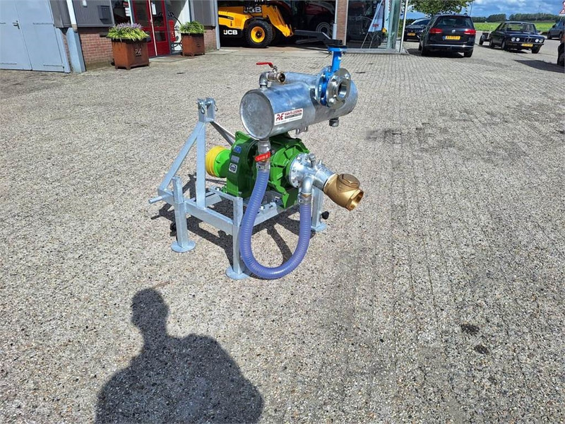 Rovatti T3K80/2E PTO pomp op bok - Навесна пръскачка: снимка 1 Rovatti T3K80/2E PTO pomp op bok - Навесна пръскачка: снимка 1