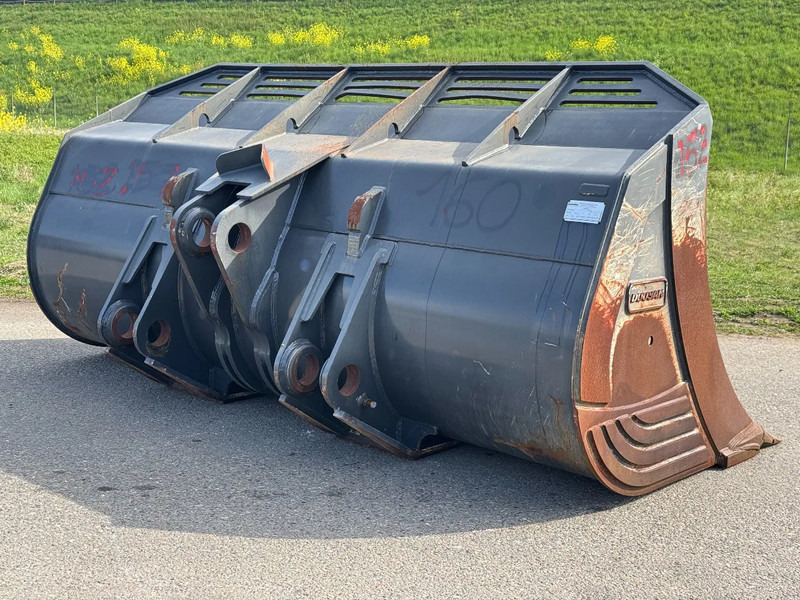 Doosan 230104-01475 DL 550-3 Rock Bucket - Кофа за багер за Строителна техника: снимка 1 Doosan 230104-01475 DL 550-3 Rock Bucket - Кофа за багер за Строителна техника: снимка 1